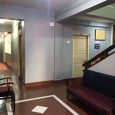 بلغاوم Hotel Satkar Cafeteria المظهر الخارجي الصورة